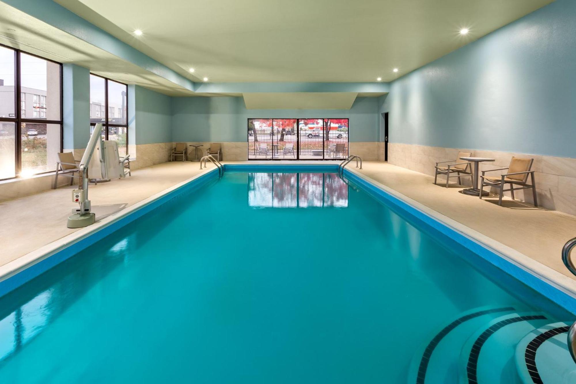 Holiday Inn Express - New Albany Zewnętrze zdjęcie